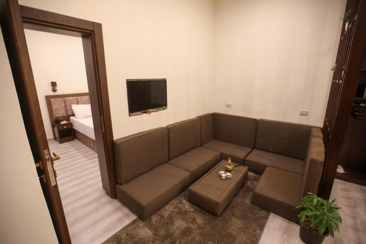G N G Valencia Hotel Kahire Dış mekan fotoğraf